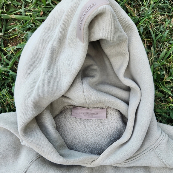 Essentials hoodie - Picture 5 of 11